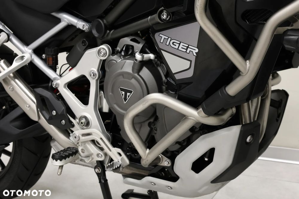 Triumph Tiger - 30
