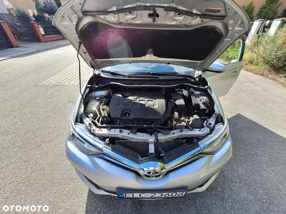 Toyota Auris 1.6 Comfort - 14
