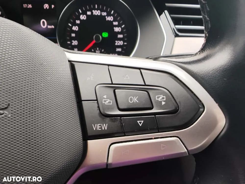 Volkswagen Passat 2.0 TDI DSG Comfortline - 26