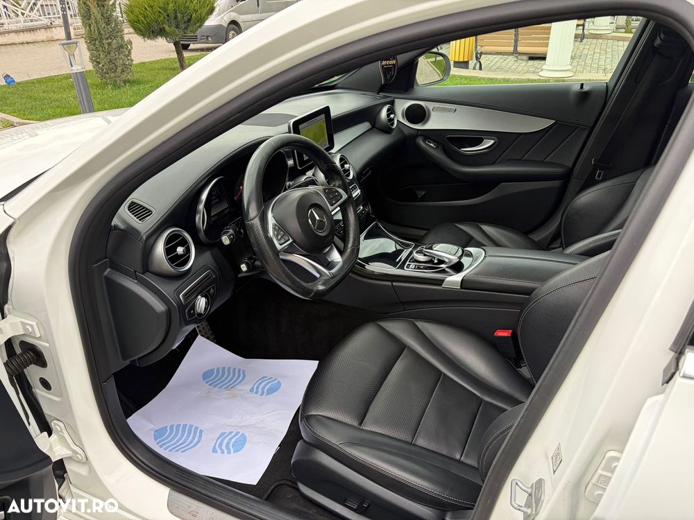 Mercedes-Benz C 200 7G-TRONIC AMG Line - 12