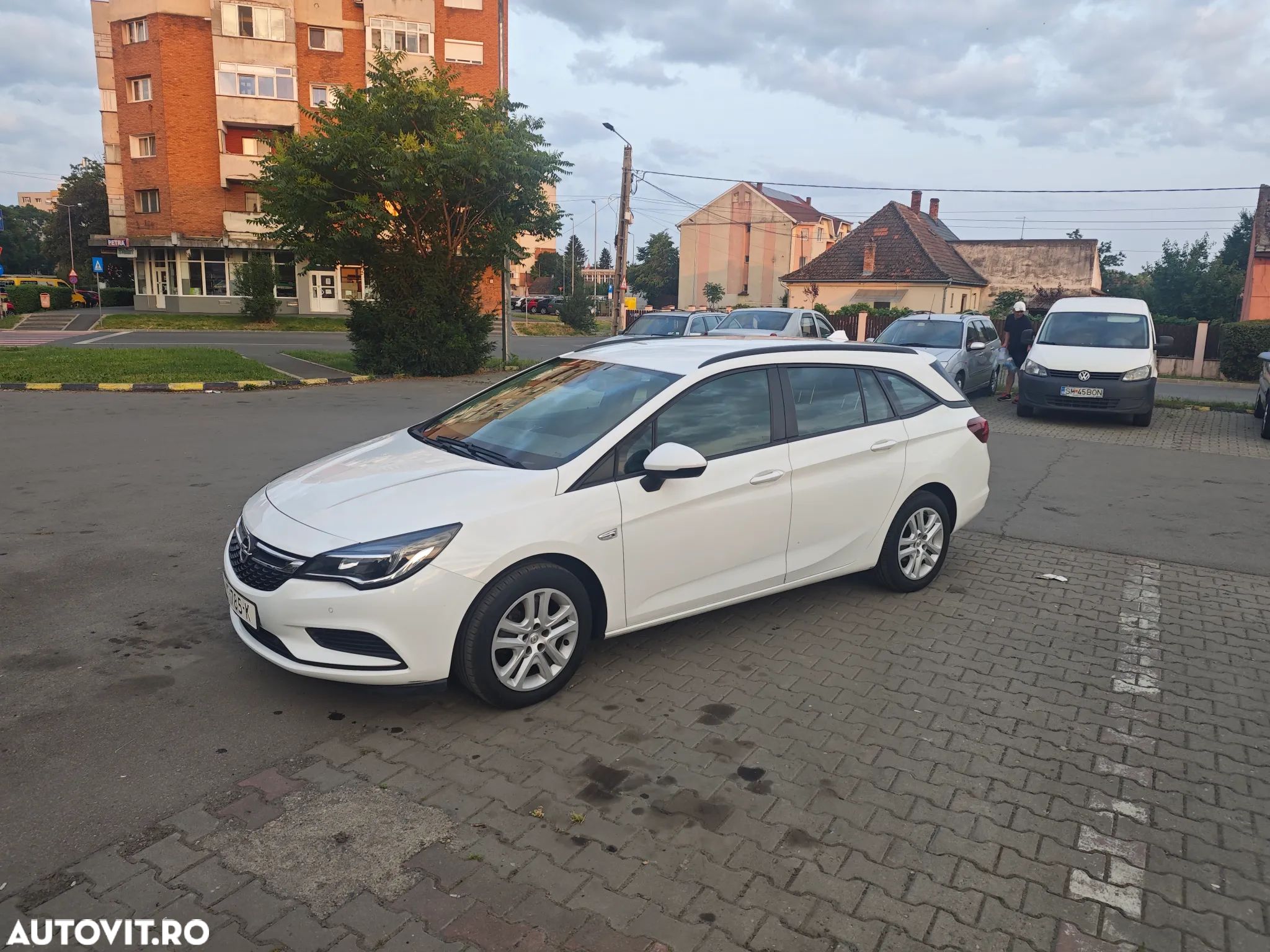 Opel Astra - 1