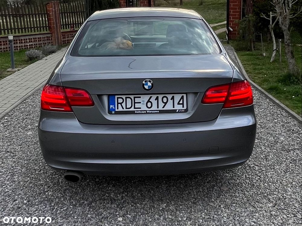 BMW Seria 3 320i - 8