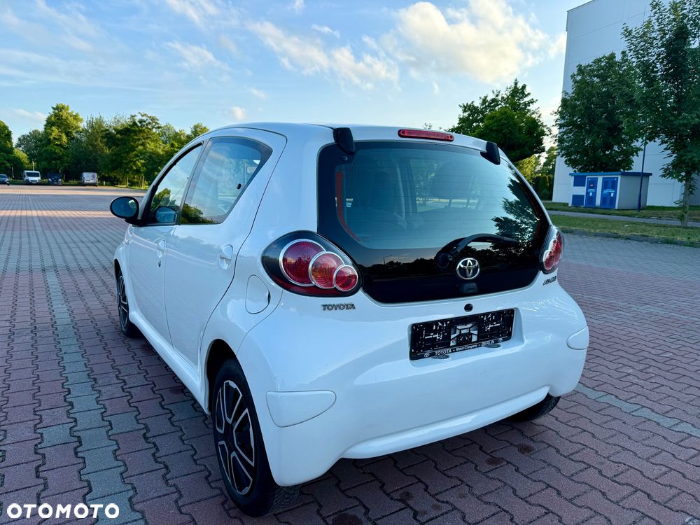 Toyota Aygo 1.0 VVT-i Sol EU5 MM - 5