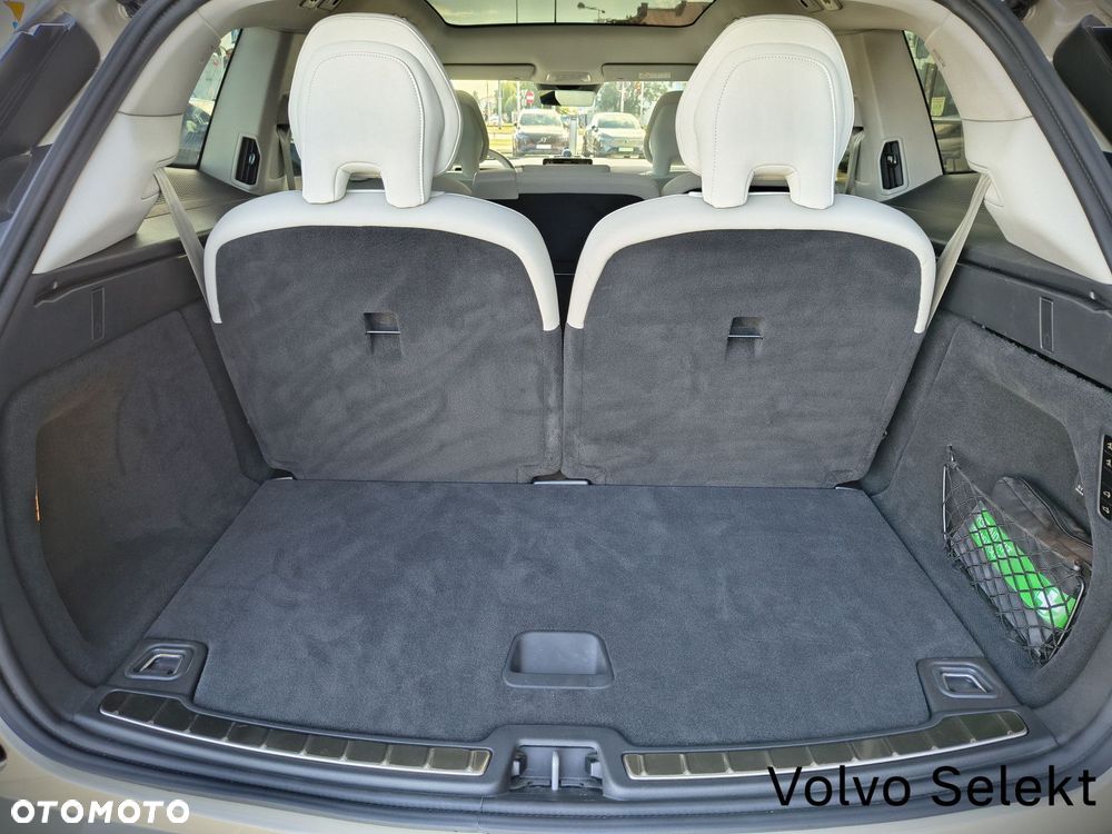 Volvo EX90 - 30