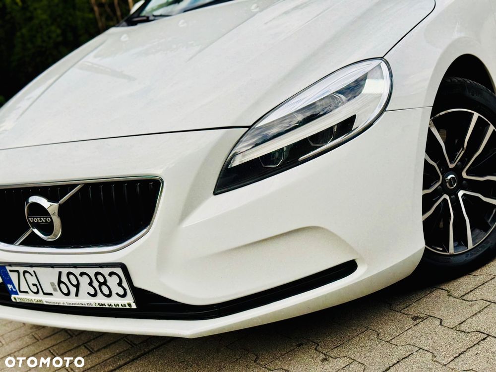 Volvo V40 D4 Drive-E Momentum - 20