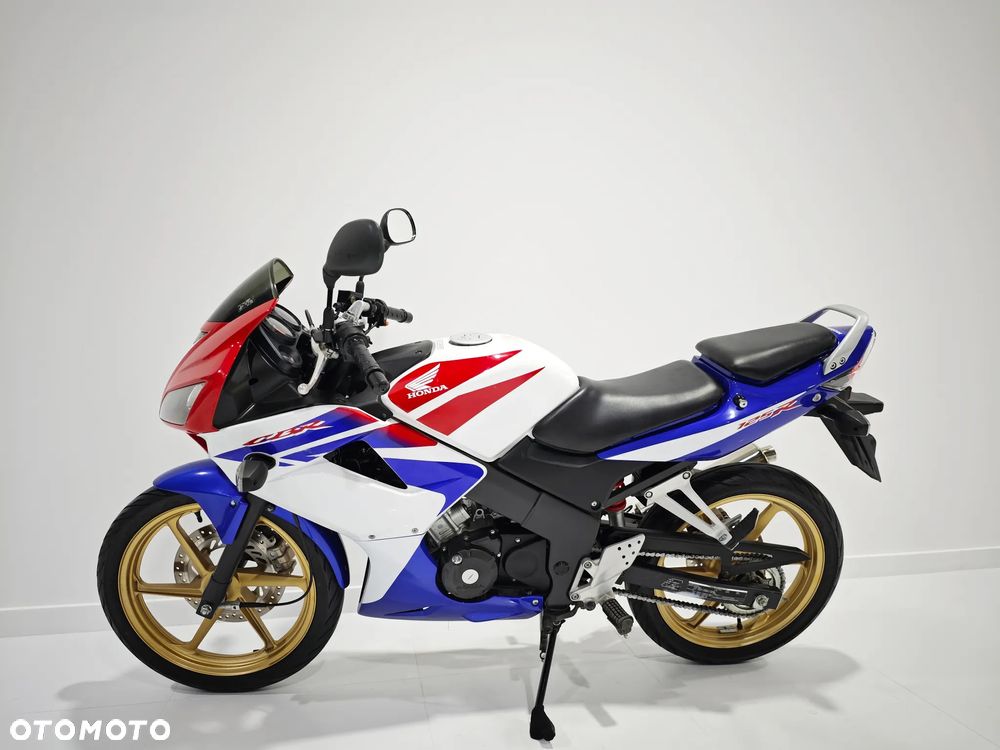 Honda CBR - 4
