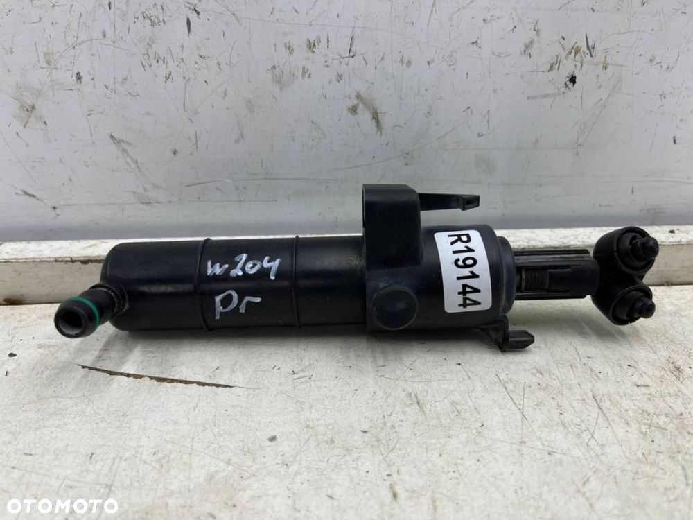 Dysza spryskiwaczy Mercedes w204 w212 07-16r. PRAWY spryskiwacz reflektora lampy prawej a2048600447 - 1