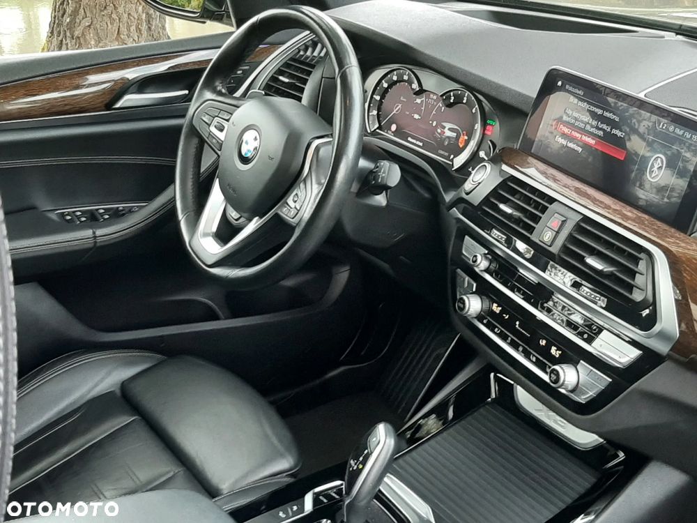 BMW X3 xDrive30i GPF Luxury Line - 13