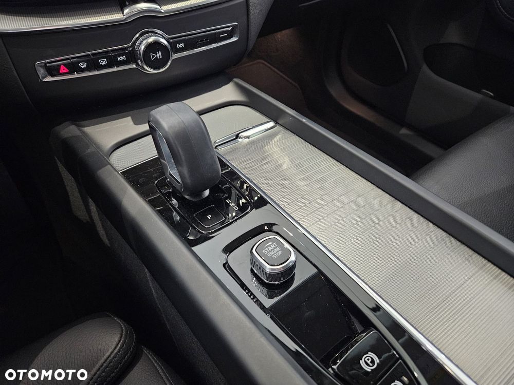 Volvo XC 60 - 20