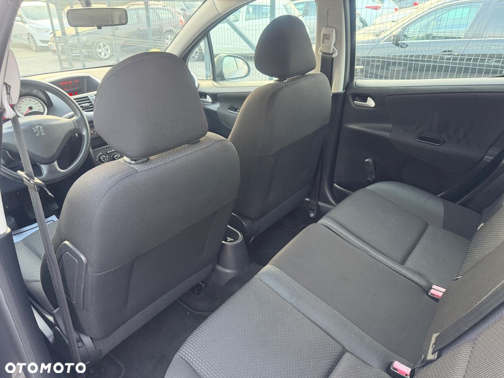 Peugeot 207 1.4 - 26