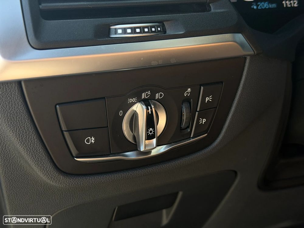 BMW iX3 M Sport Impressive - 9