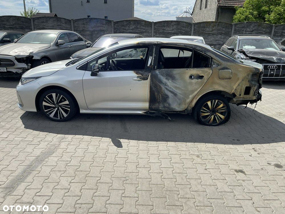 Toyota Corolla 1.8 Hybrid Comfort - 4
