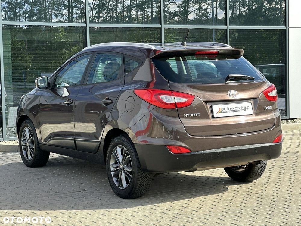 Hyundai ix35 1.6 2WD Fifa World Cup Edition - 8