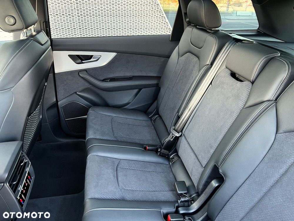 Audi Q7 - 27