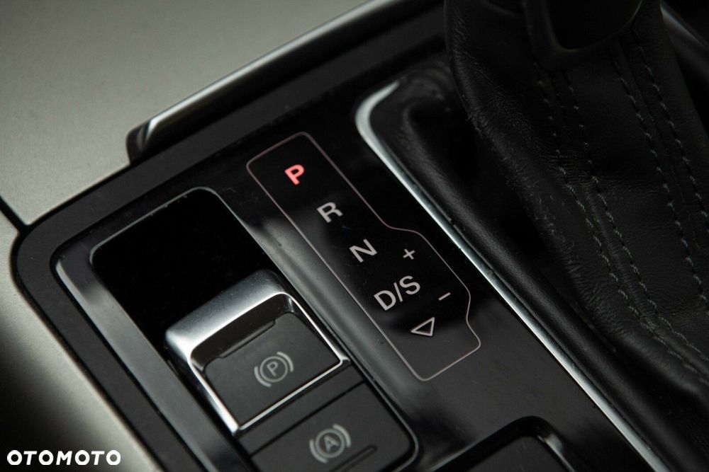 Audi A6 Allroad - 30