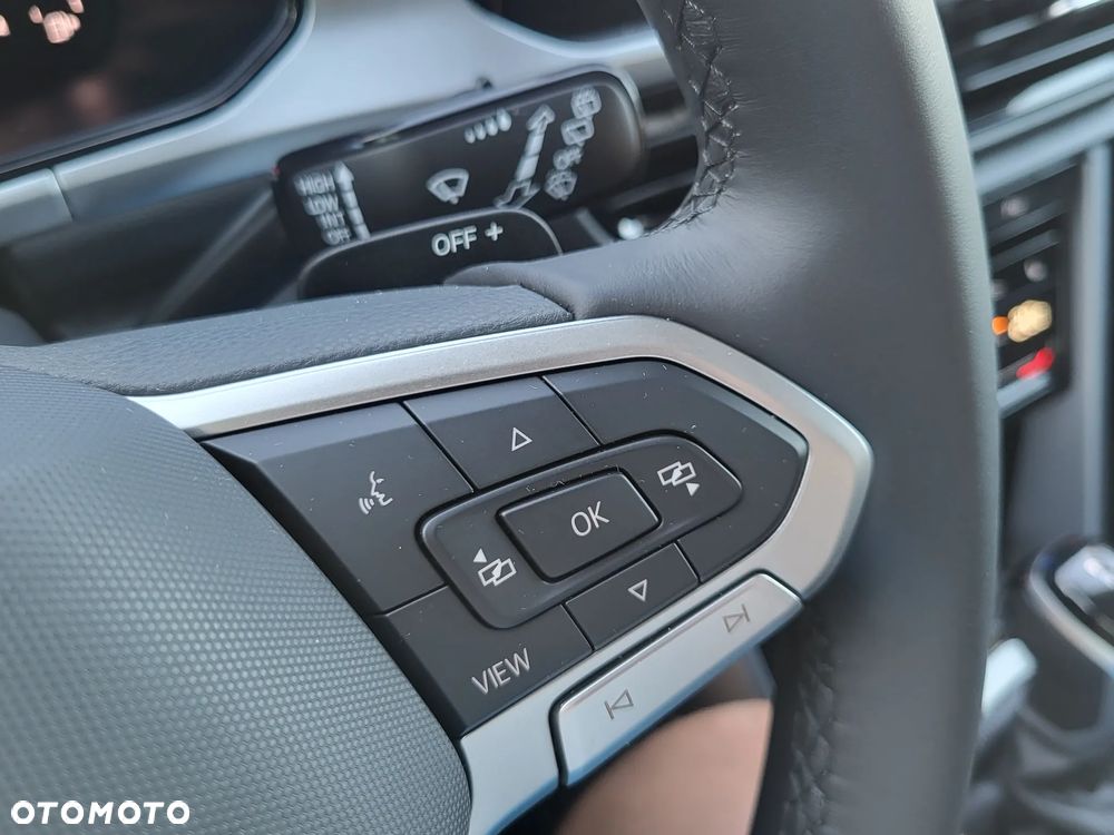 Volkswagen T-Roc 1.5 TSI Style DSG - 21