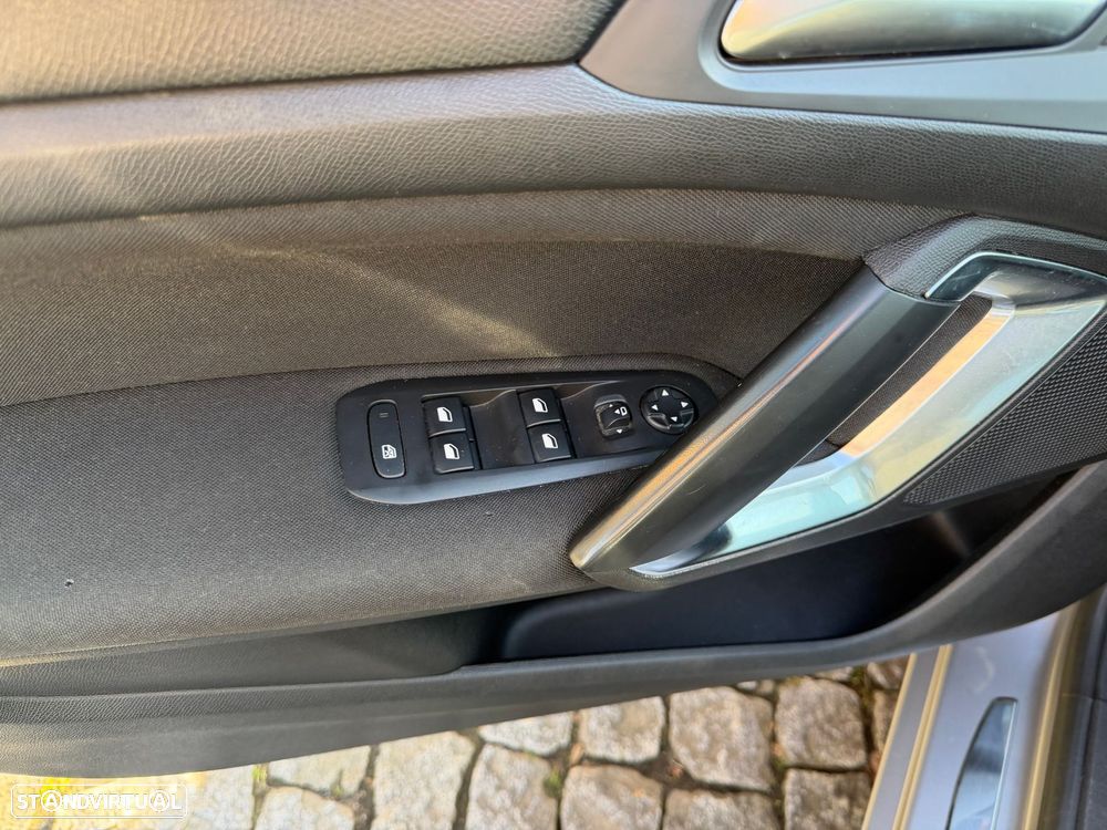 Peugeot 308 SW 1.5 BlueHDi Style J17 - 21