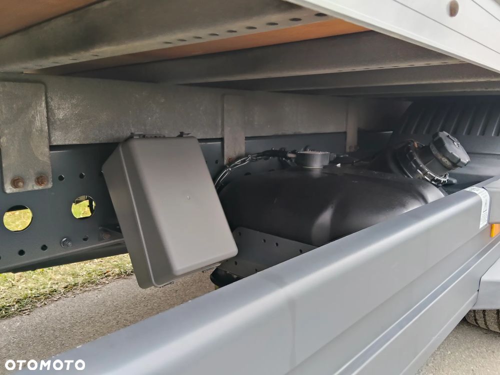 Mercedes-Benz Atego 1221 - 12