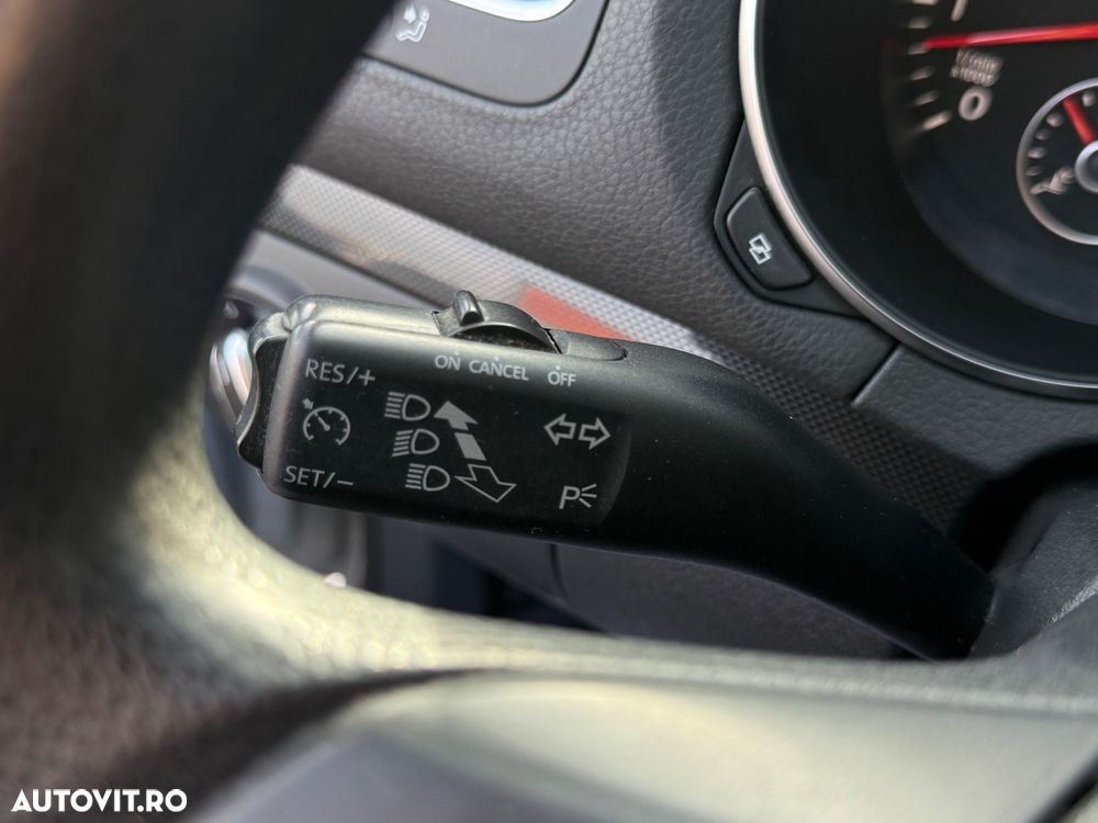 Volkswagen Golf 1.6 Edition - 17