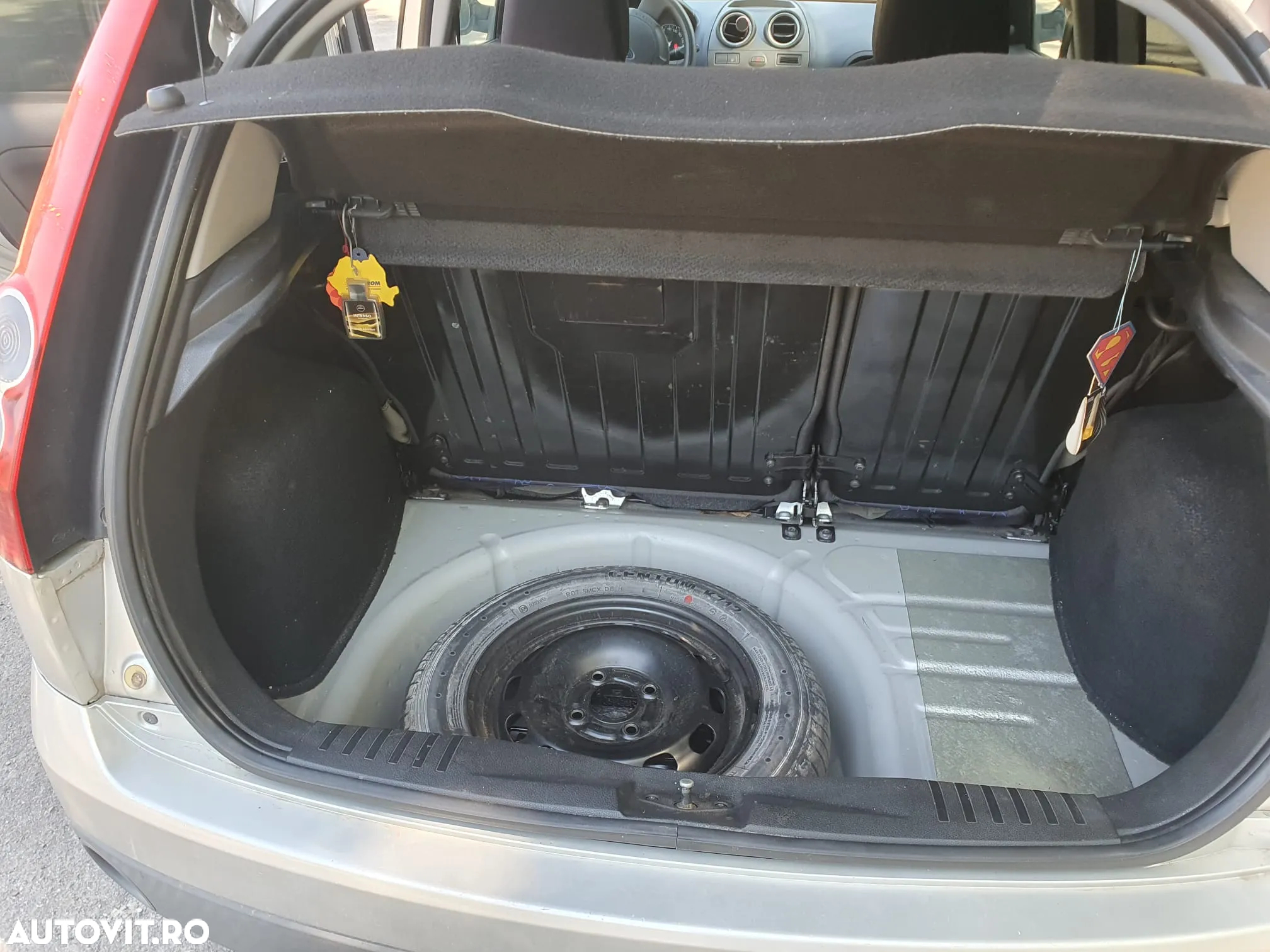 Ford Fiesta - 9
