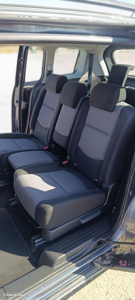 Mazda 5 MZR-CD 2.0 Hightech - 16