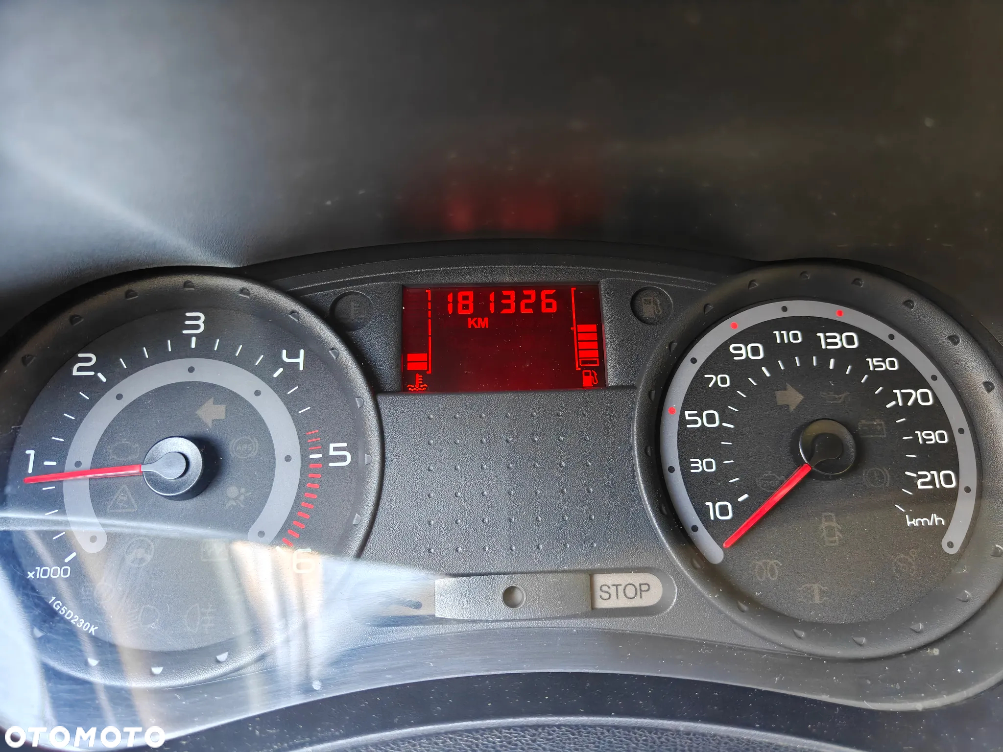 Renault Clio 1.5 dCi Authentique - 5