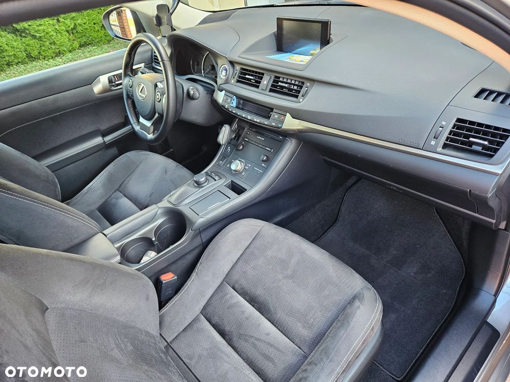 Lexus CT 200h Elegance - 10