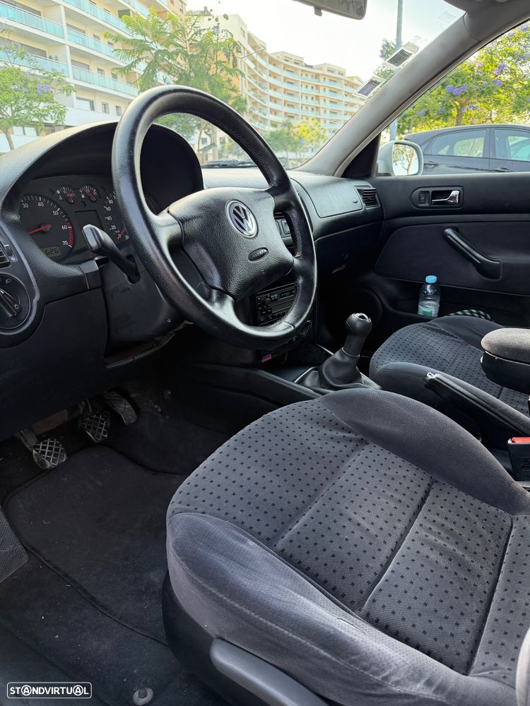 VW Golf 1.4i Confortline - 10