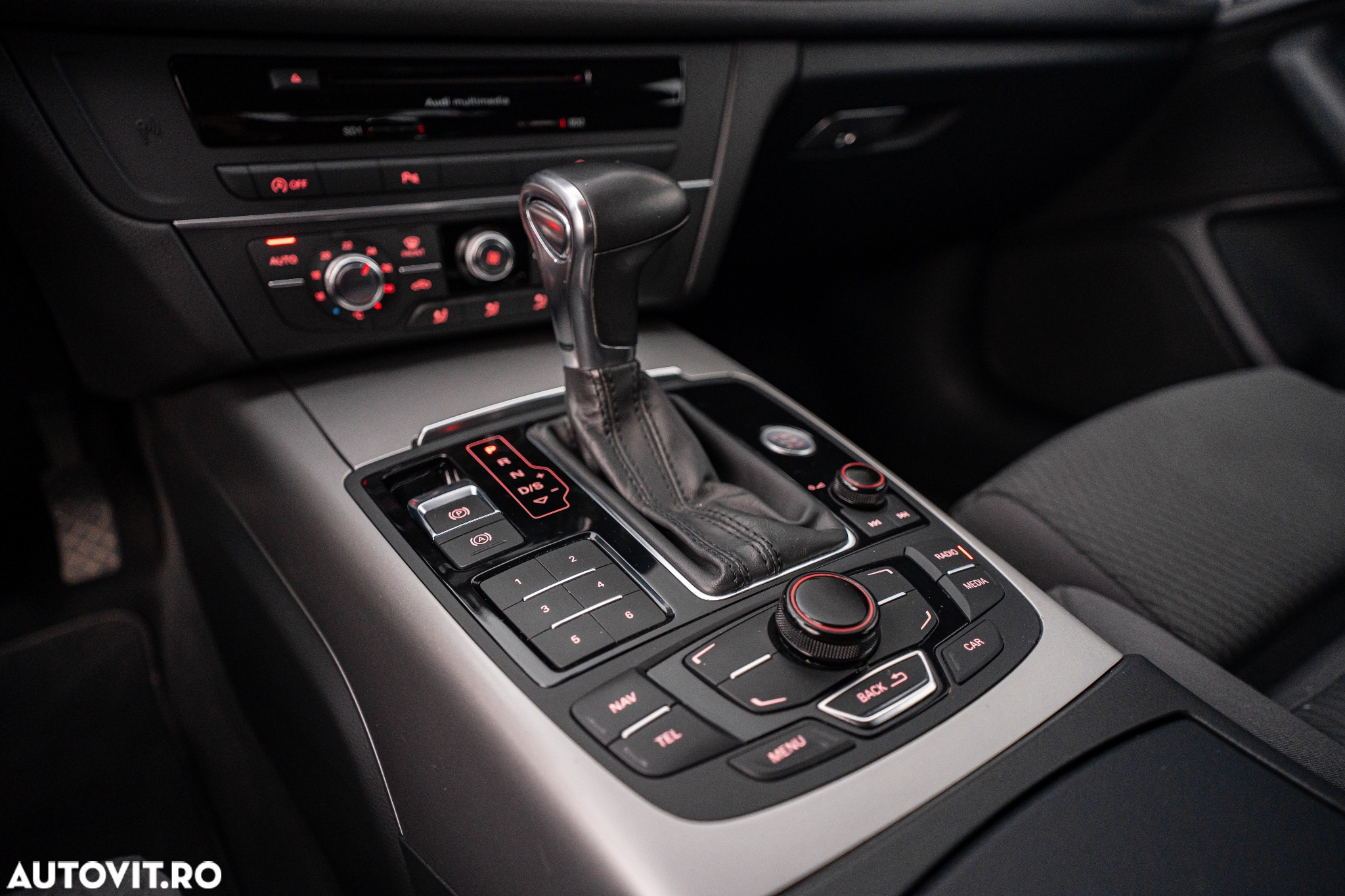 Audi A6 Avant 3.0 TDI quattro Stronic - 11