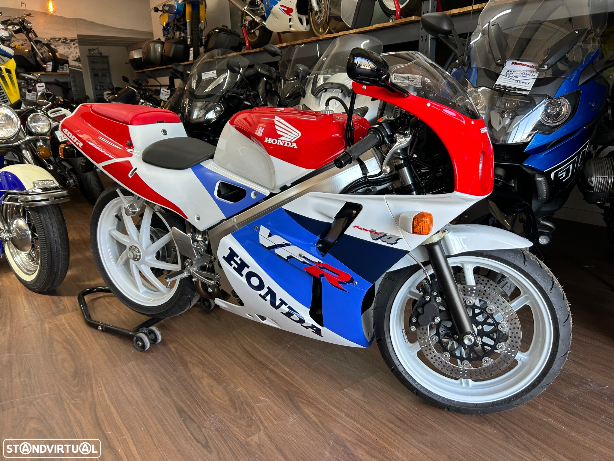 Honda VFR 400 Nc30 - 4