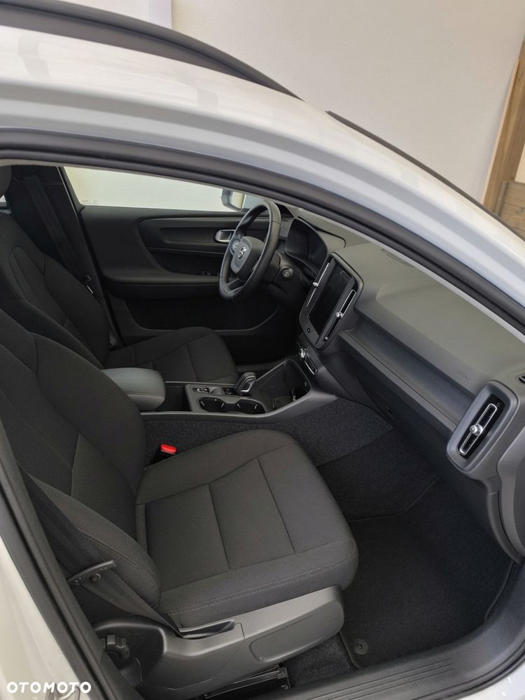 Volvo XC 40 T3 Momentum - 10