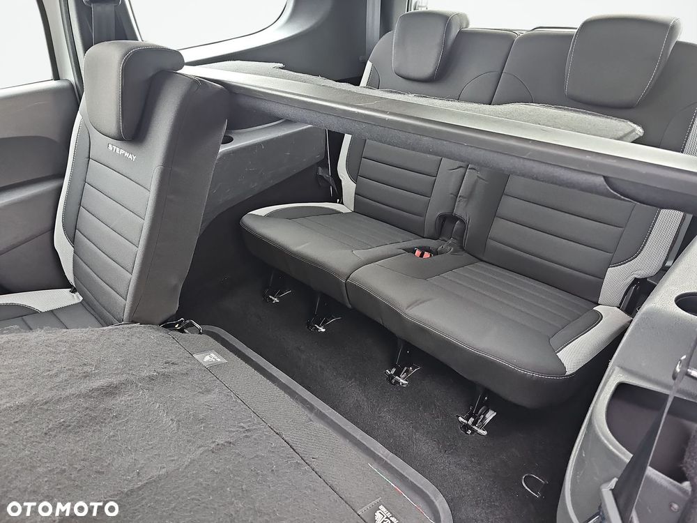 Dacia Lodgy 1.5 Blue dCi Stepway S&S - 26