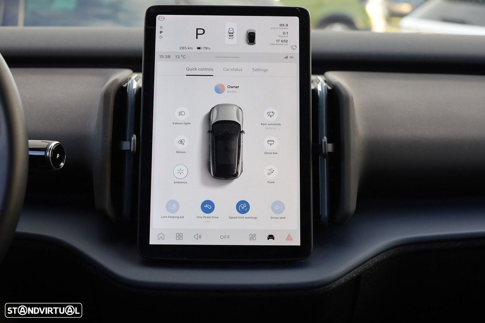 Volvo EX30 69 kWh Single Motor Extended Range Ultra - 24