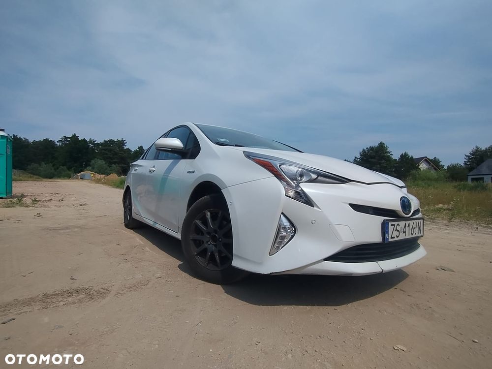 Toyota Prius 1.8 Hybrid Prestige - 11