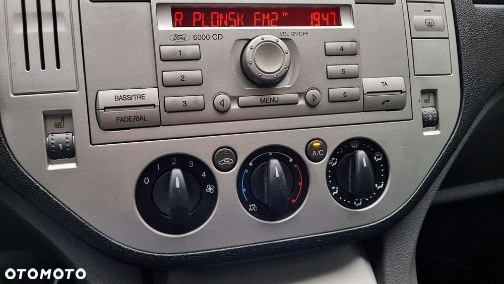 Ford Kuga - 14
