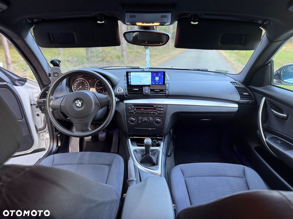 BMW Seria 1 116i - 13