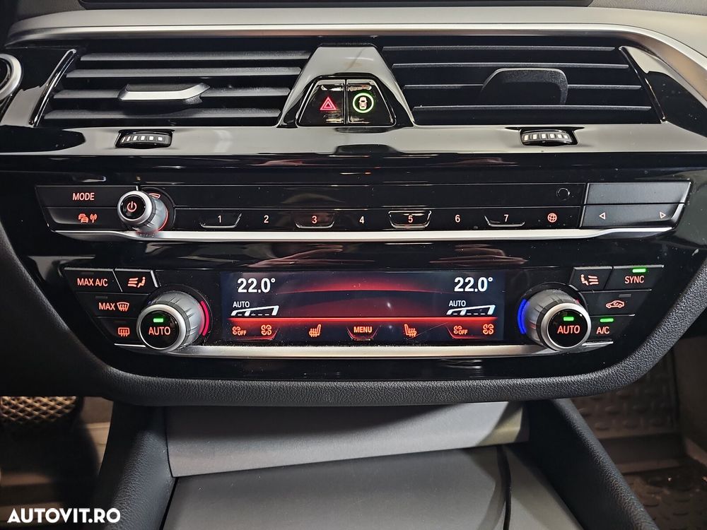 BMW Seria 5 520d Aut. Sport Line - 17