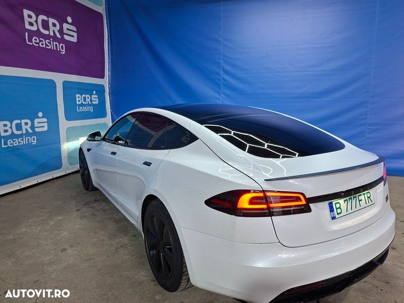 Tesla Model S Plaid - 6