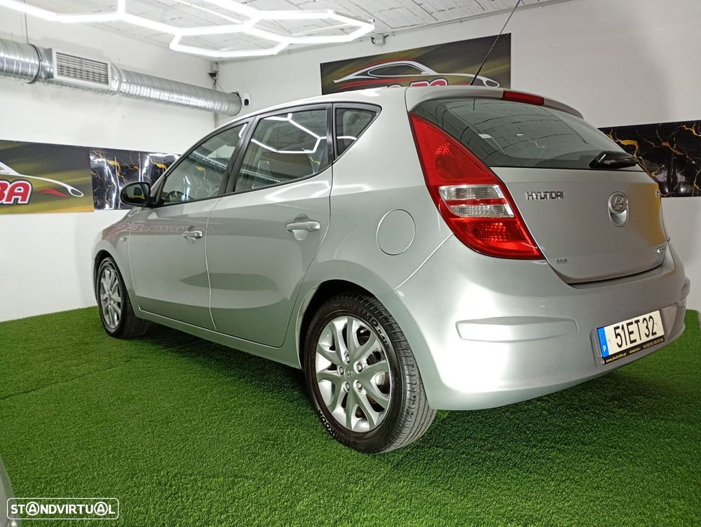 Hyundai i30 1.6 CRDI Classic - 25