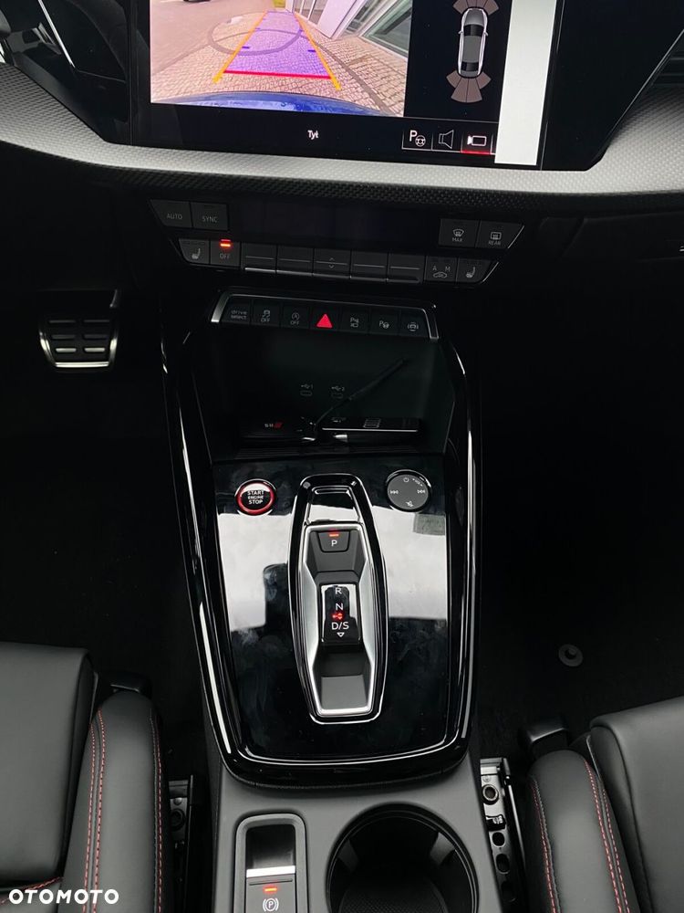 Audi RS3 Limousine - 14