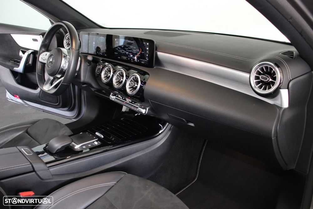 Mercedes-Benz A 200 AMG Line Aut. - 13