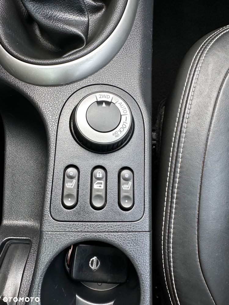 Nissan Qashqai 1.6 dCi 4 x 4 DPF Start/Stop tekna - 39