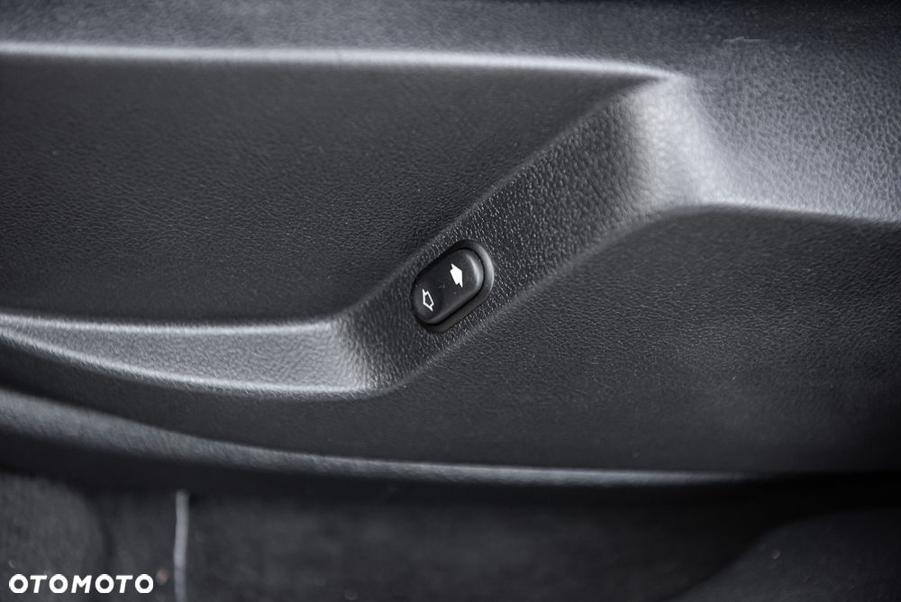 Ford S-Max 2.0 TDCi Silver X - 18