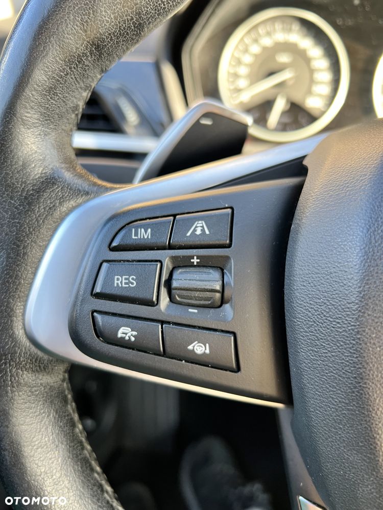 BMW X1 xDrive25d Sport Line - 30