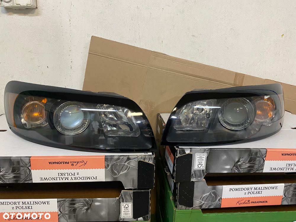 lampy volvo c30 przed liftem zwykłe komplet eu całe - 1