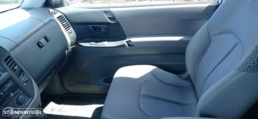 Mitsubishi Pajero - 10