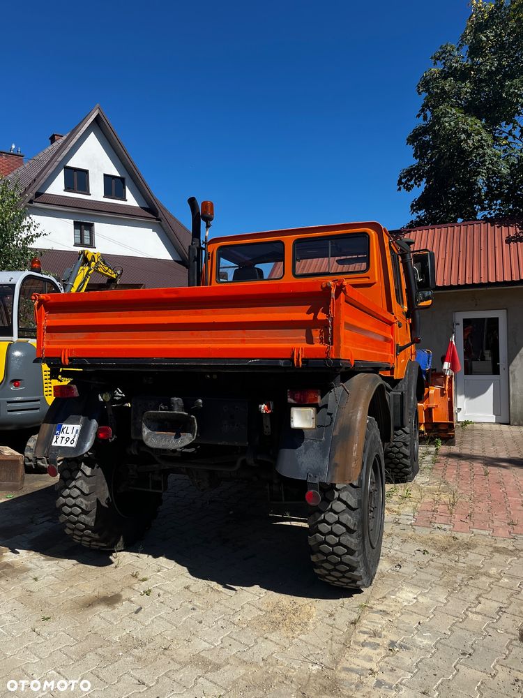 Mercedes-Benz UNIMOG U1600 - 4