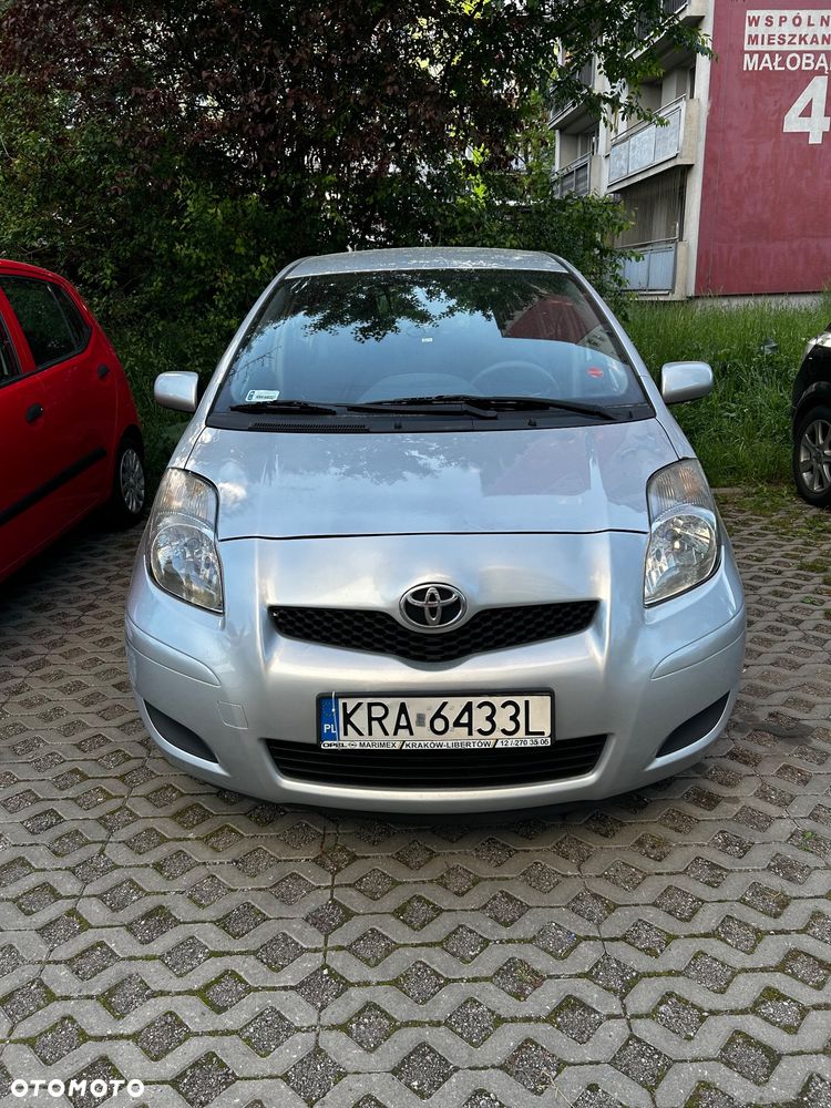 Toyota Yaris 1.33 Luna - 2