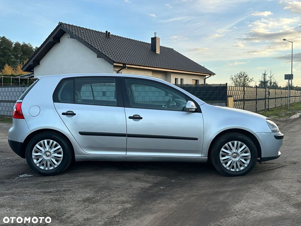 Volkswagen Golf 1.4 Comfortline - 2