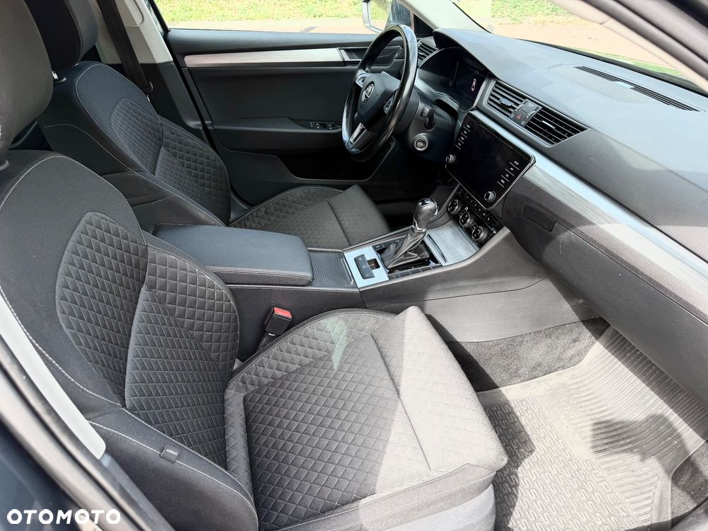 Skoda Superb 2.0 TSI DSG Style - 18